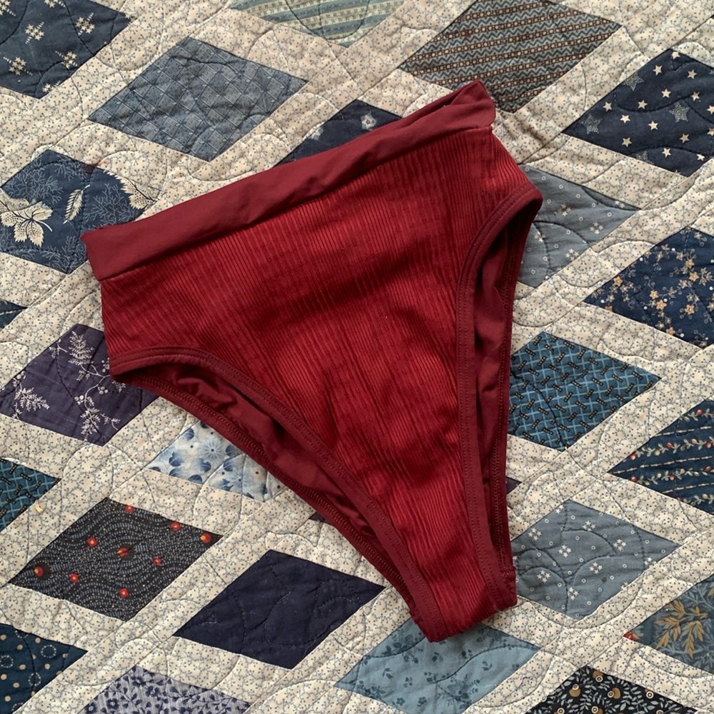 L space bitsy bikini bottom